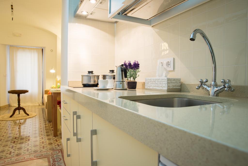 Apartamento Adarve Caceres Exterior photo