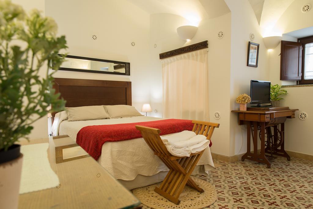 Apartamento Adarve Caceres Exterior photo