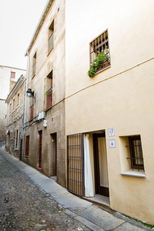Apartamento Adarve Caceres Exterior photo